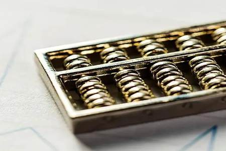 《教你轻松辨别国际期货真伪，避免投资陷阱》